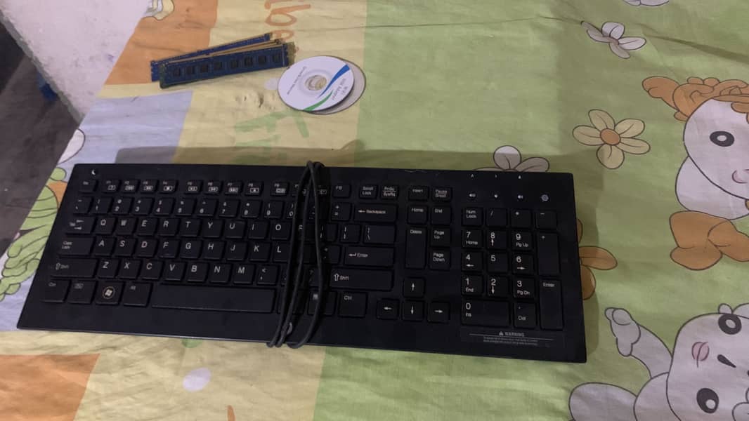 2 Mouse + 1 Flat Button Keyboard 1