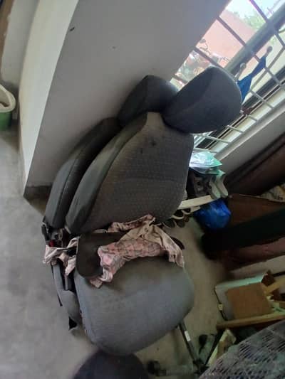 Seats for Suzuki Cultus Model 2002