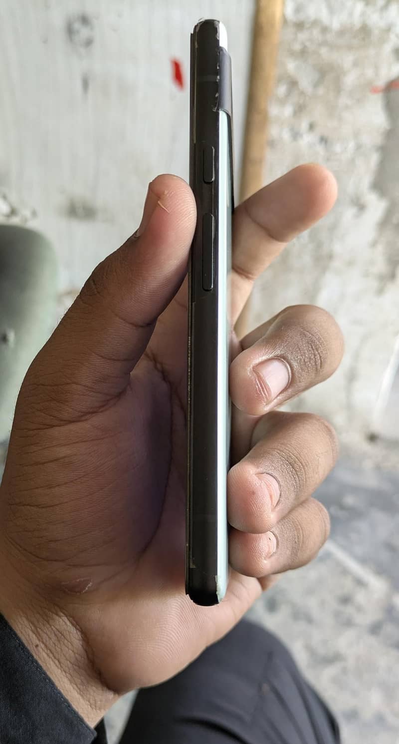 Google Pixel 6a 3