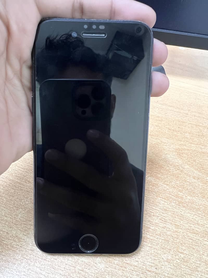 Apple iPhone 7 6
