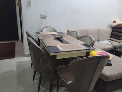 dinning table with chairs