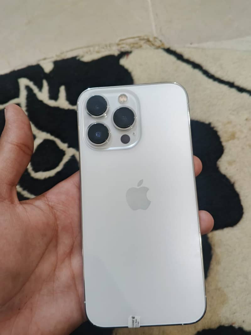 Apple iPhone 13 Pro 0