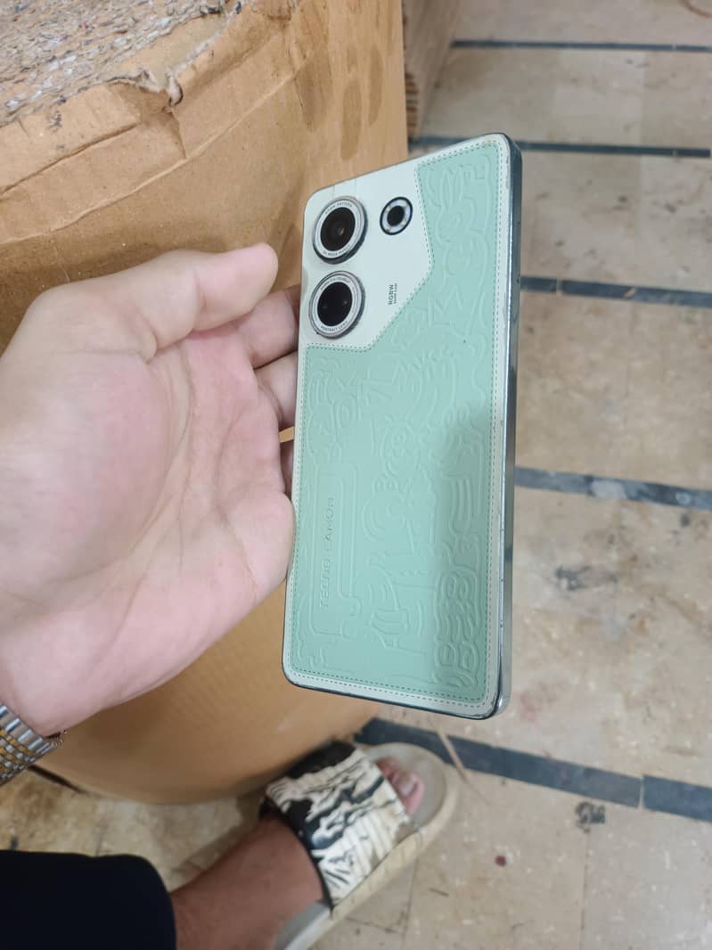 Tecno CAMON 20 1