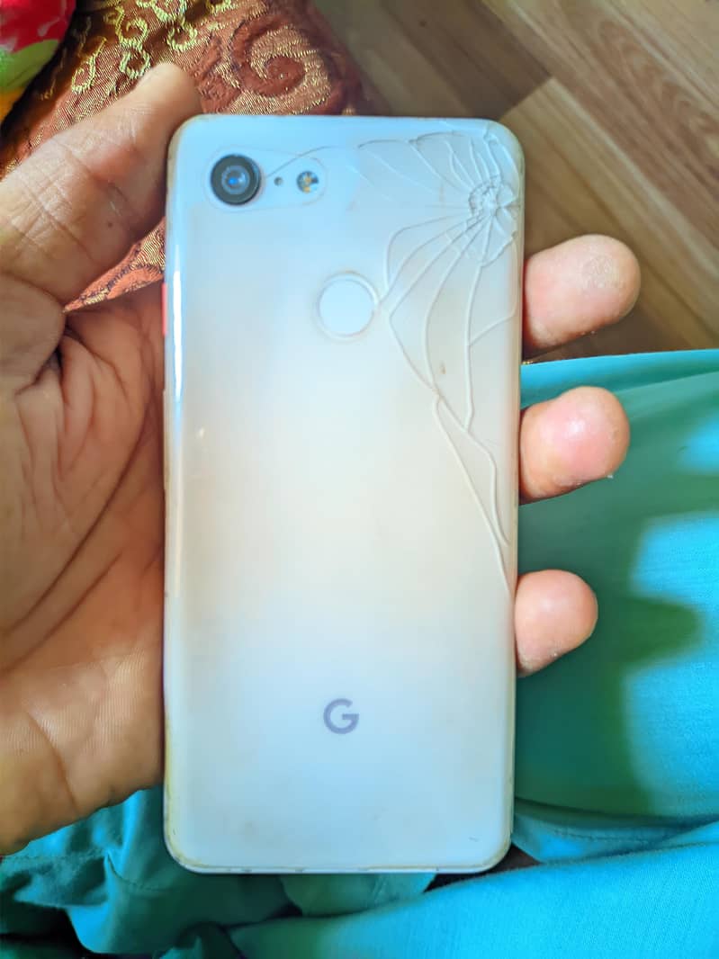 Google Pixel 3 5