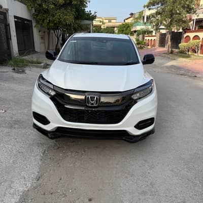 Honda Vezel Hybrid RS Honda Sensing 2019
