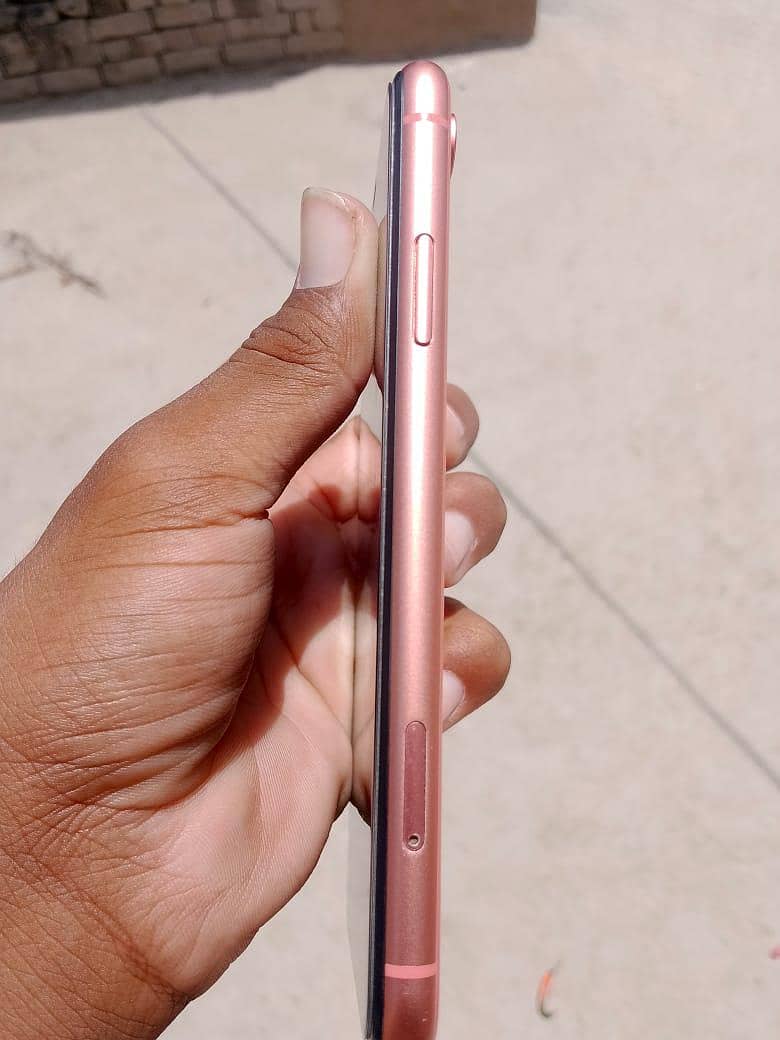 Apple iPhone XR 5