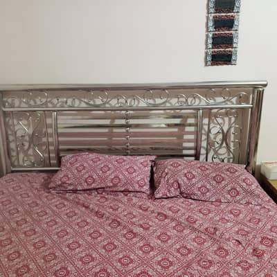 master bed size 6×7