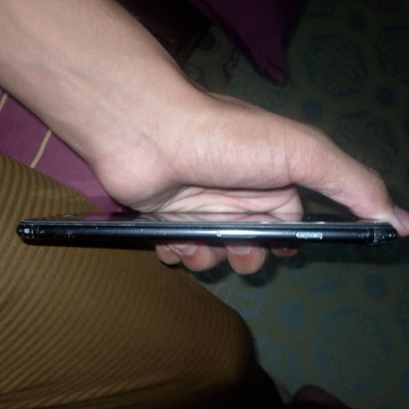 Apple iPhone 7 Plus 3