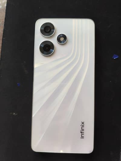 Infinix Hot 30