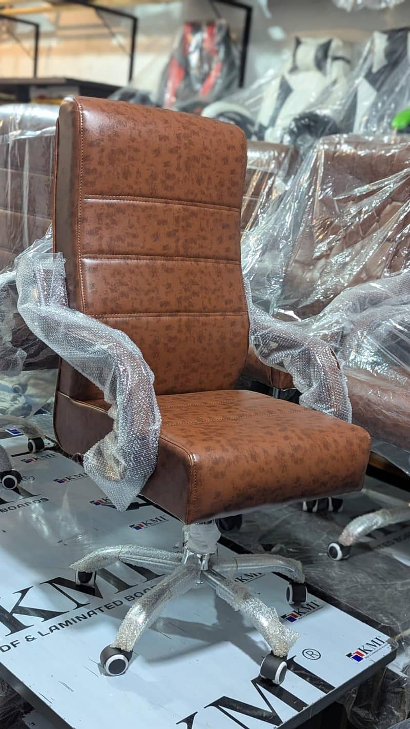 Executive/Boss chair ( Azadi offer ) 5