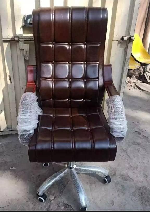 Executive/Boss chair ( Azadi offer ) 7