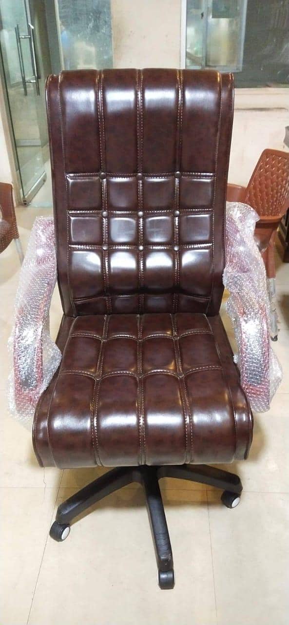Executive/Boss chair ( Azadi offer ) 16