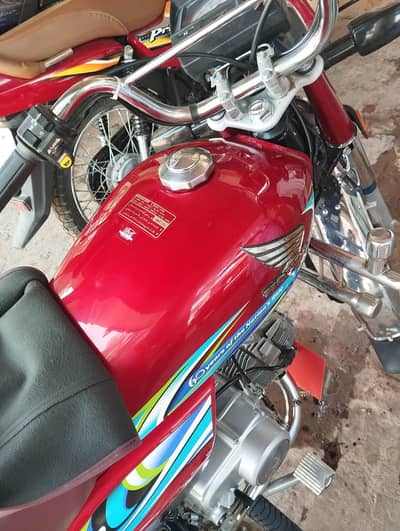 Honda CD 70 2023/24