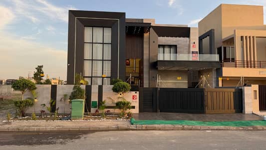 1 KANAL DOUBLE HIGHT LOBBY HOUSE FOR SALE IN GHOURI BLOCK SECTOR B BAHRIA TOWN LAHORE