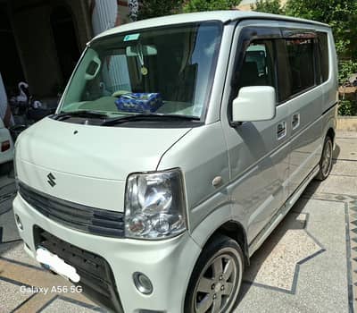 Nissan clipper & suzuki mehran for rent