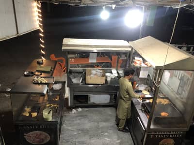 I looking for fast food chaif our helper selary 15000 to 18000