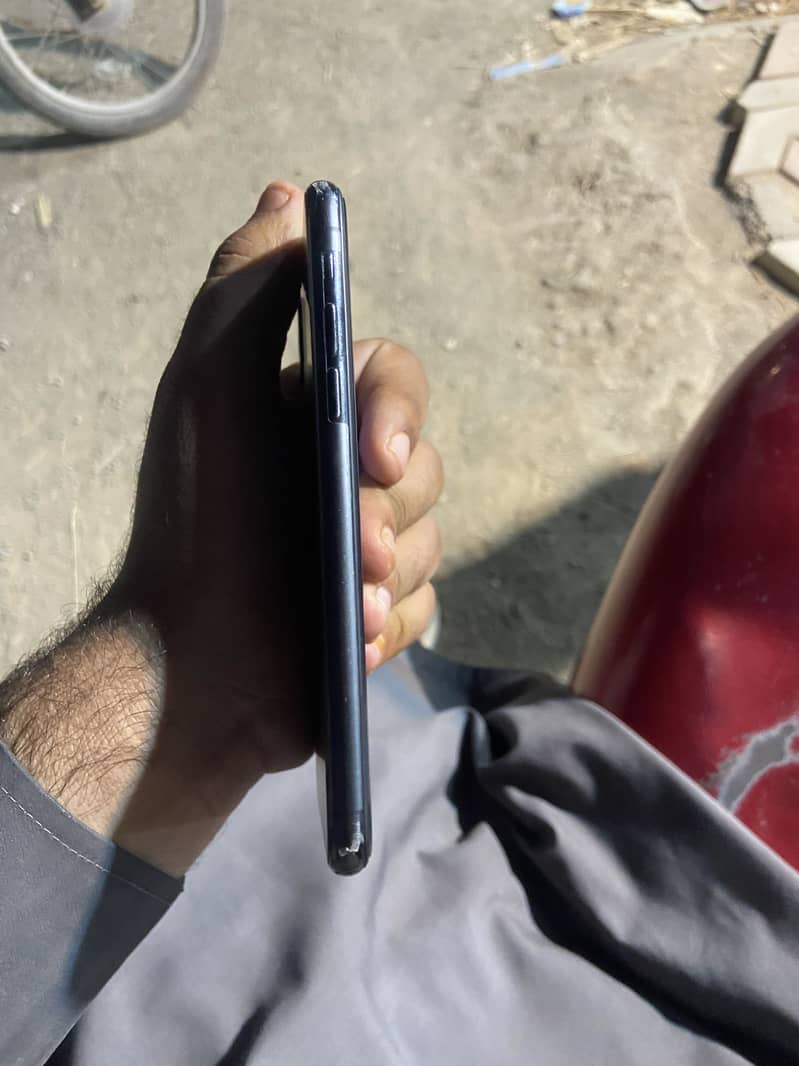Apple iPhone X 1