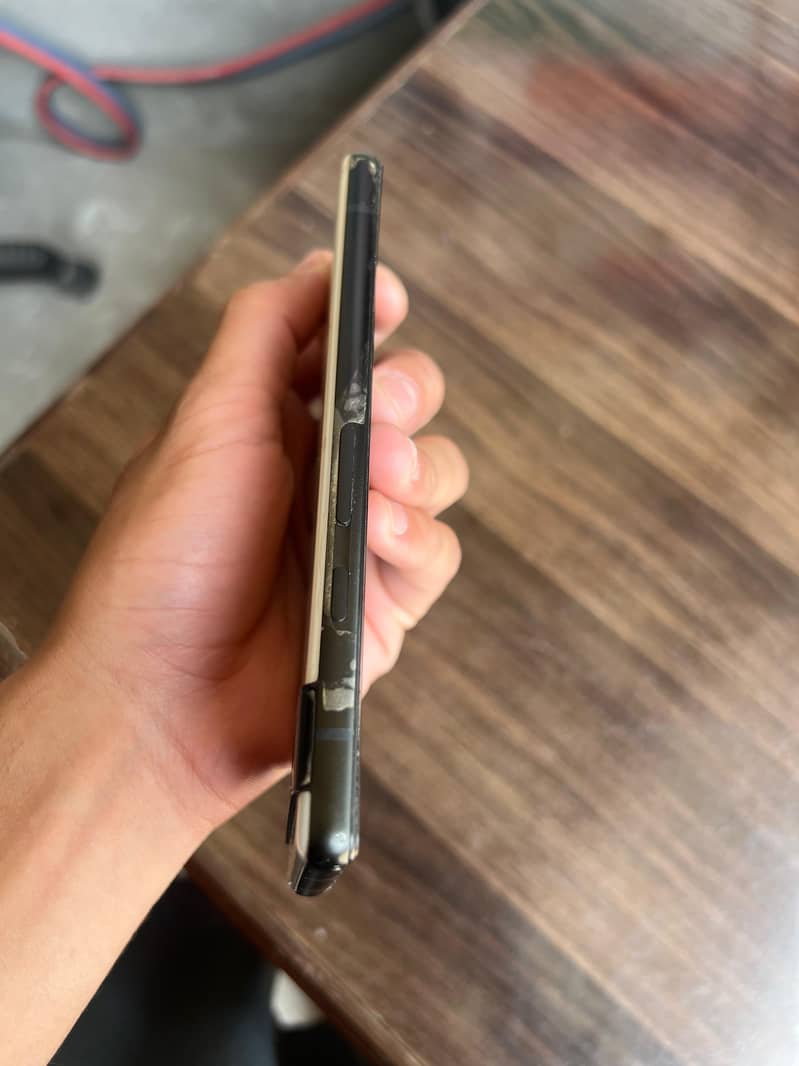 Google Pixel 6a 5