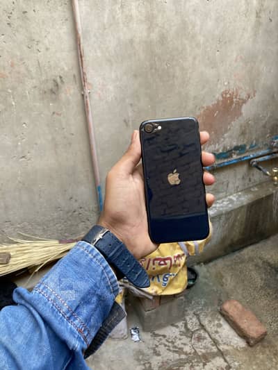 Apple iPhone SE 3rd generation