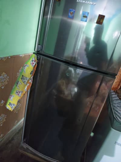Dalwance Fridge Model 9188wb
