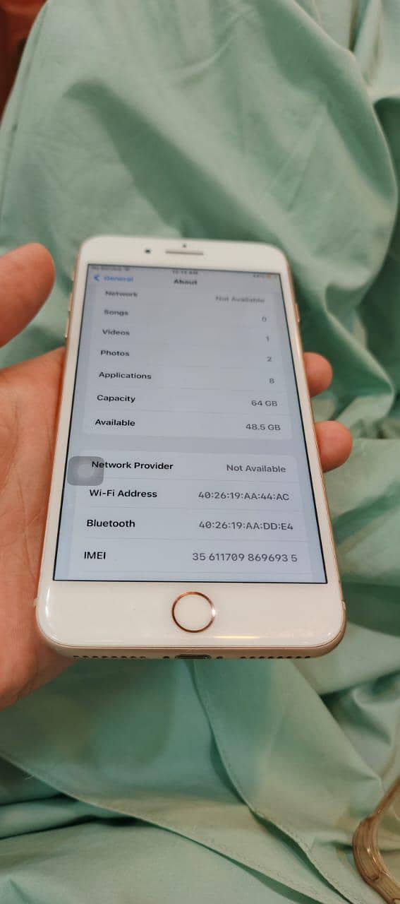 Apple iPhone 8 Plus 2