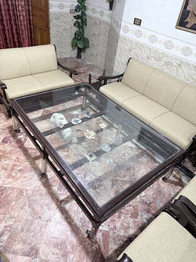 Shahi Dinning table