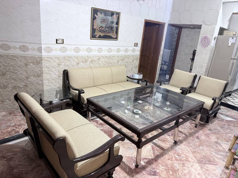 Shahi Dinning table 1