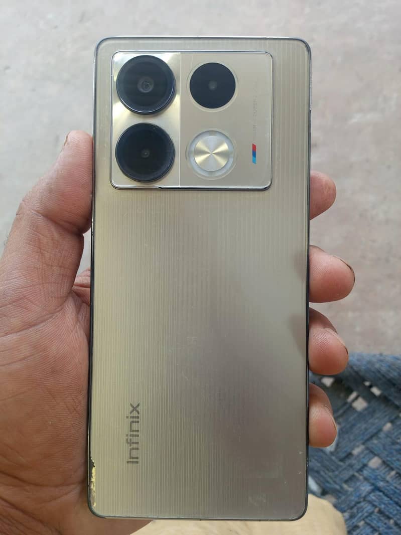 Infinix Note 40 0
