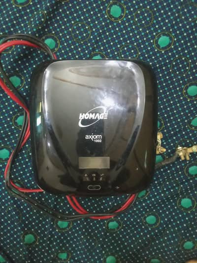 homage axiom 1002 UPS/inverter