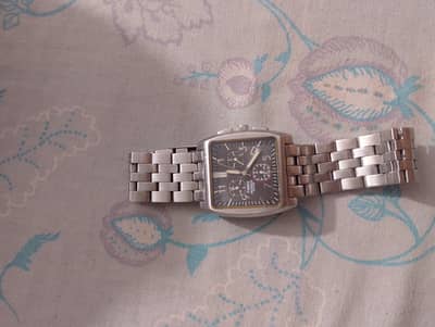 Fully functional manual watch
