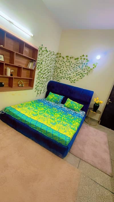 Canon foam Velvet Bed In Blue Color
