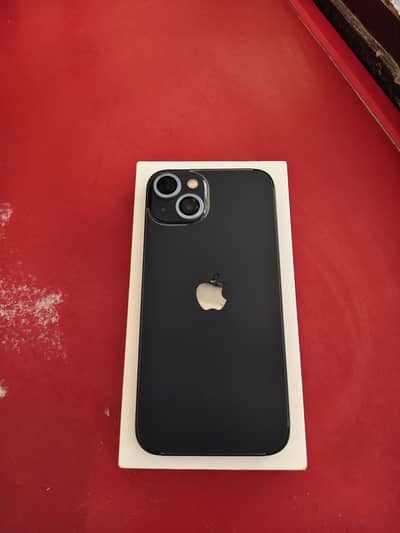 Apple iPhone 13