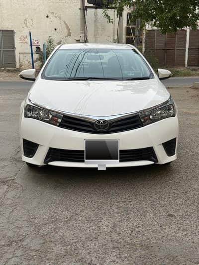 Toyota Corolla Altis Automatic 1.6 2015
