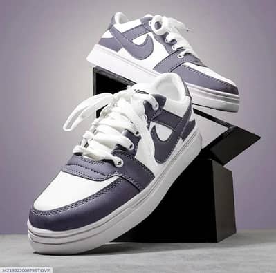 Men grey rexine fancy sneakers