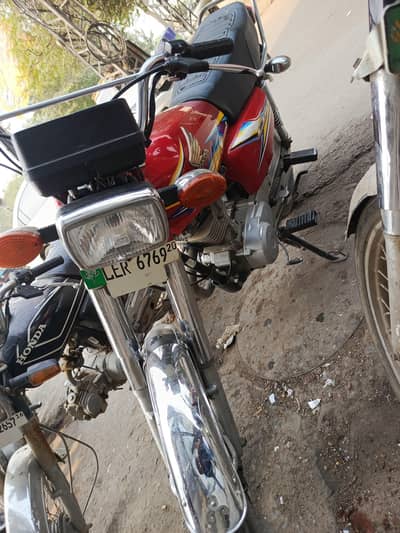 Honda 125cc, Good Condition, 1 Hand Use
