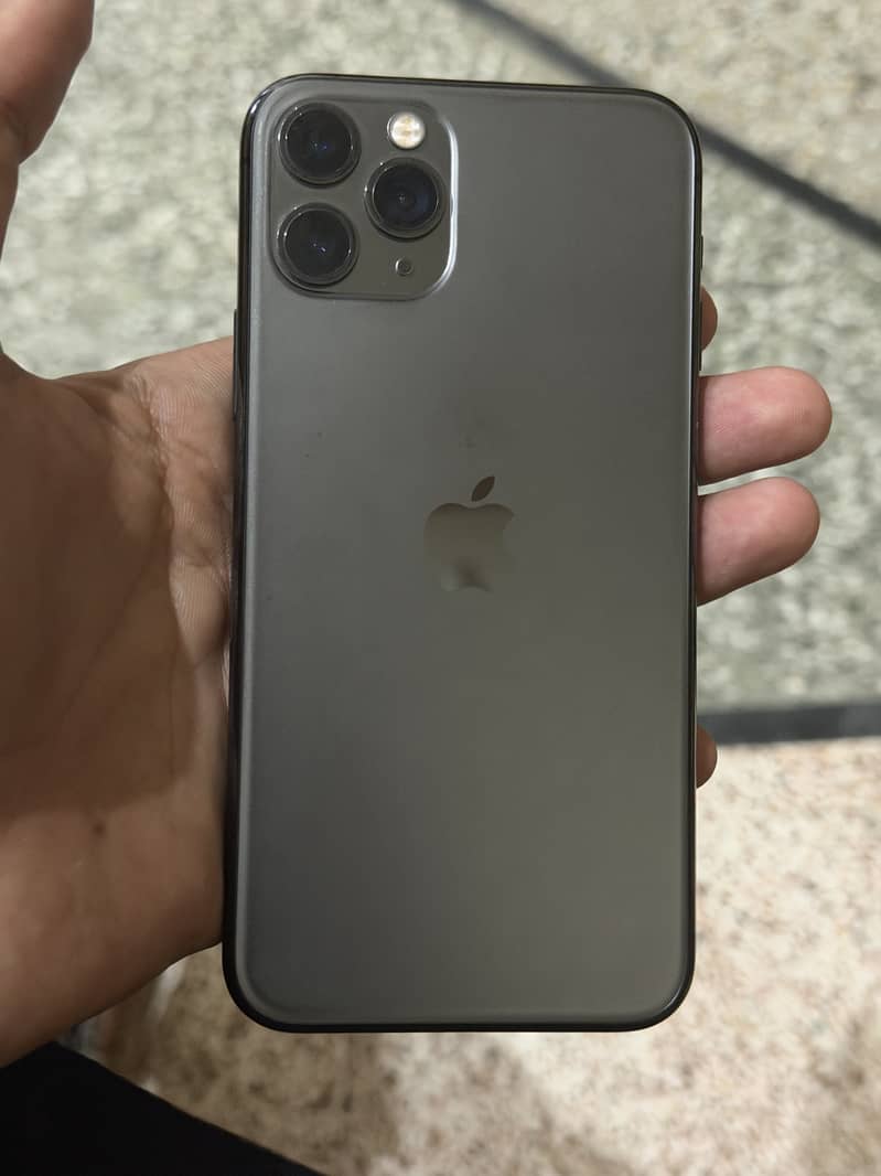 Apple iPhone 11 Pro 2
