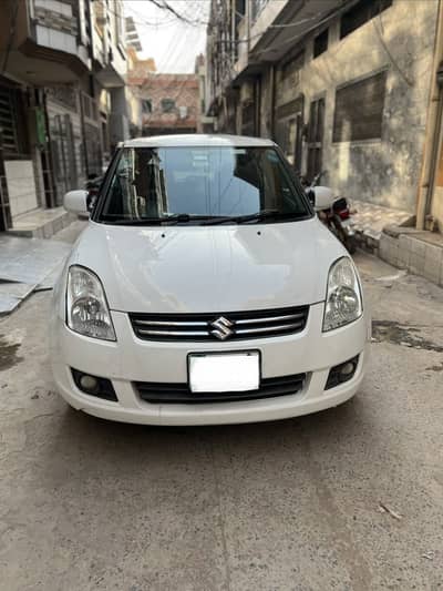 Suzuki Swift DLX 2014