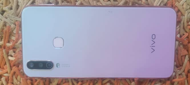 Vivo Y17