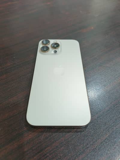 I phone 16 pro max jv