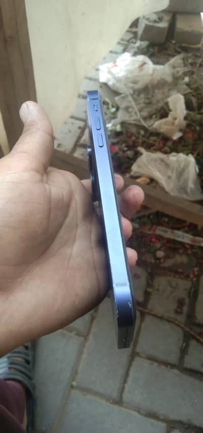 Apple iPhone XR
