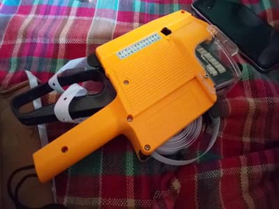 200 adad ducumets file,Price laberller machine,12 adad pads available