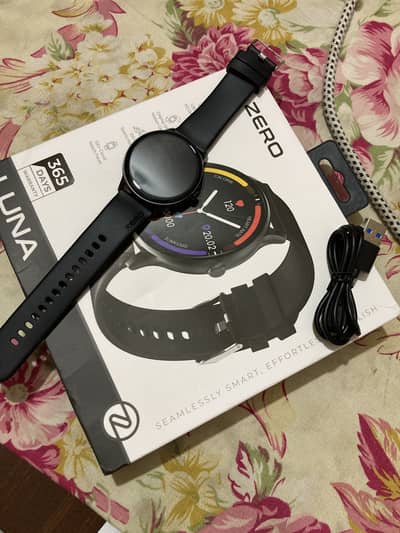 Luna Smart Watch Just Box Open