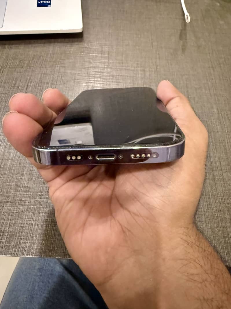 Apple iPhone 14 Pro 4
