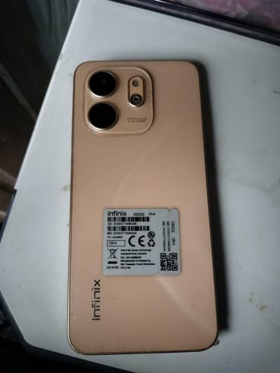 urgent sale no any fault in mobile phone box with charger