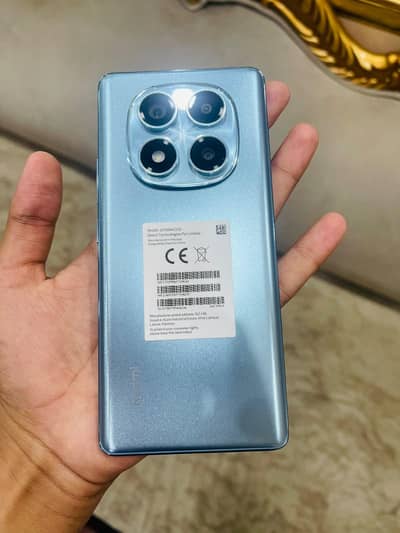 Xiaomi Redmi Note 14 Pro