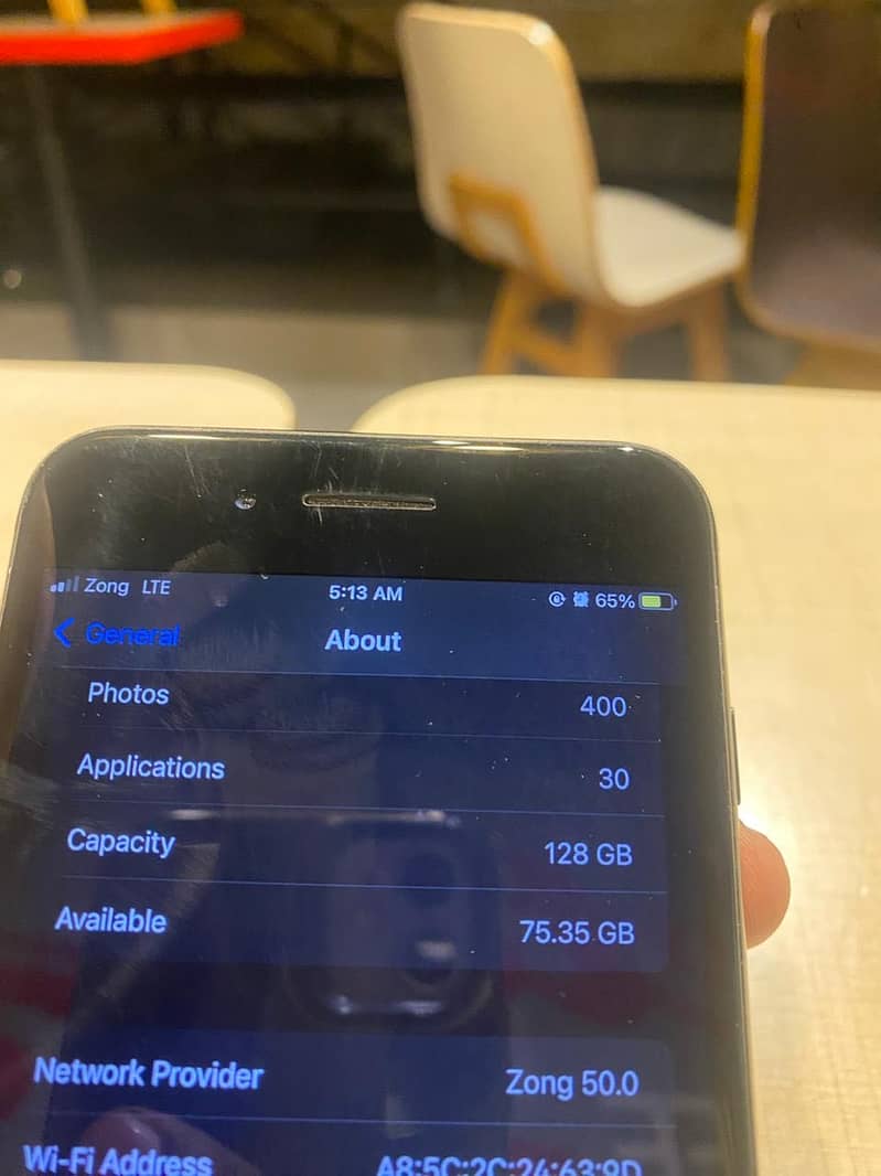 Apple iPhone 7 Plus 2