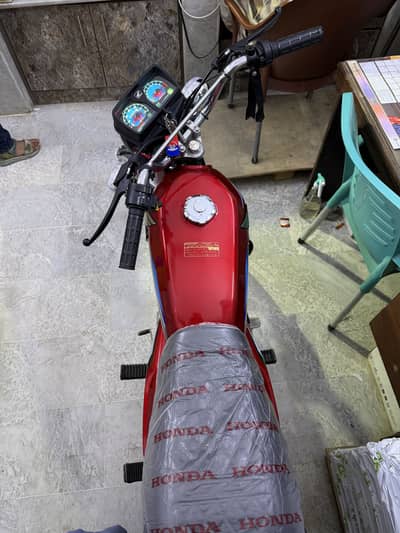United 125 2025 10/10 condition