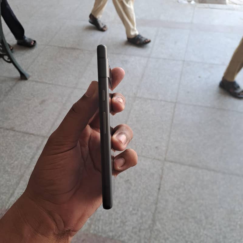 Google Pixel 7a 1