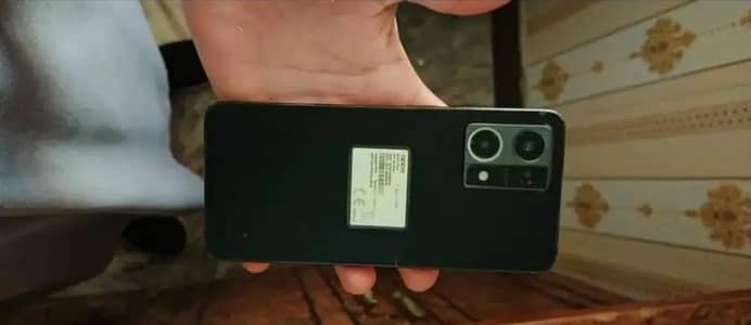 OPPO F21 Pro