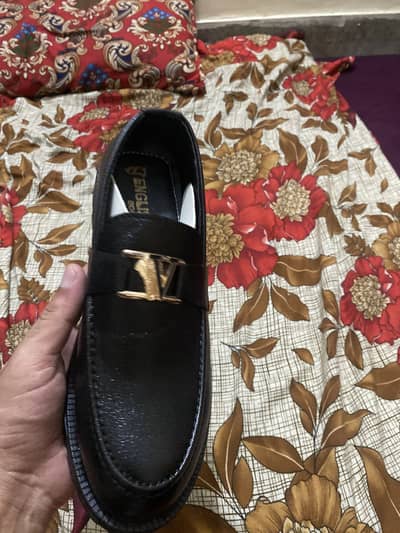 Black loafers | 8 or 9 size | 0.5% used